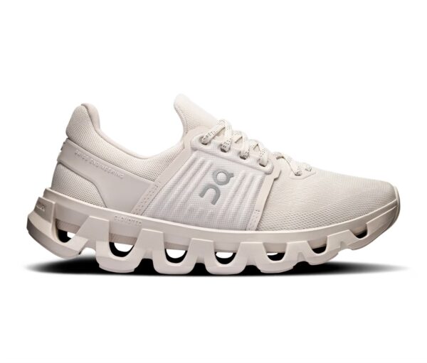 ON Cloudswift 4 AD Running Damen Sand Ivory (beige)